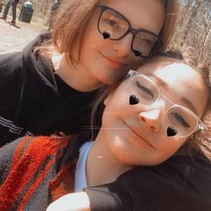 Meet your Posher, Abby